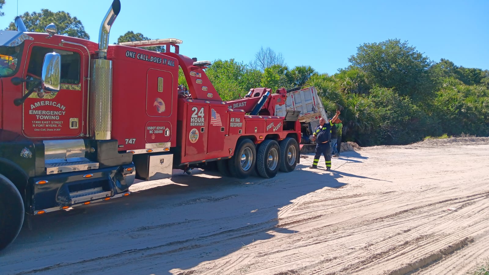 American Emergency Towing & Recovery photo 24