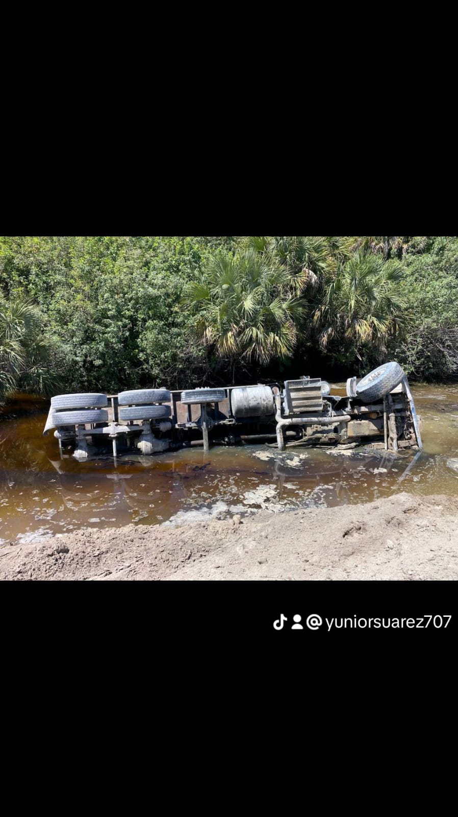 American Emergency Towing & Recovery photo 25