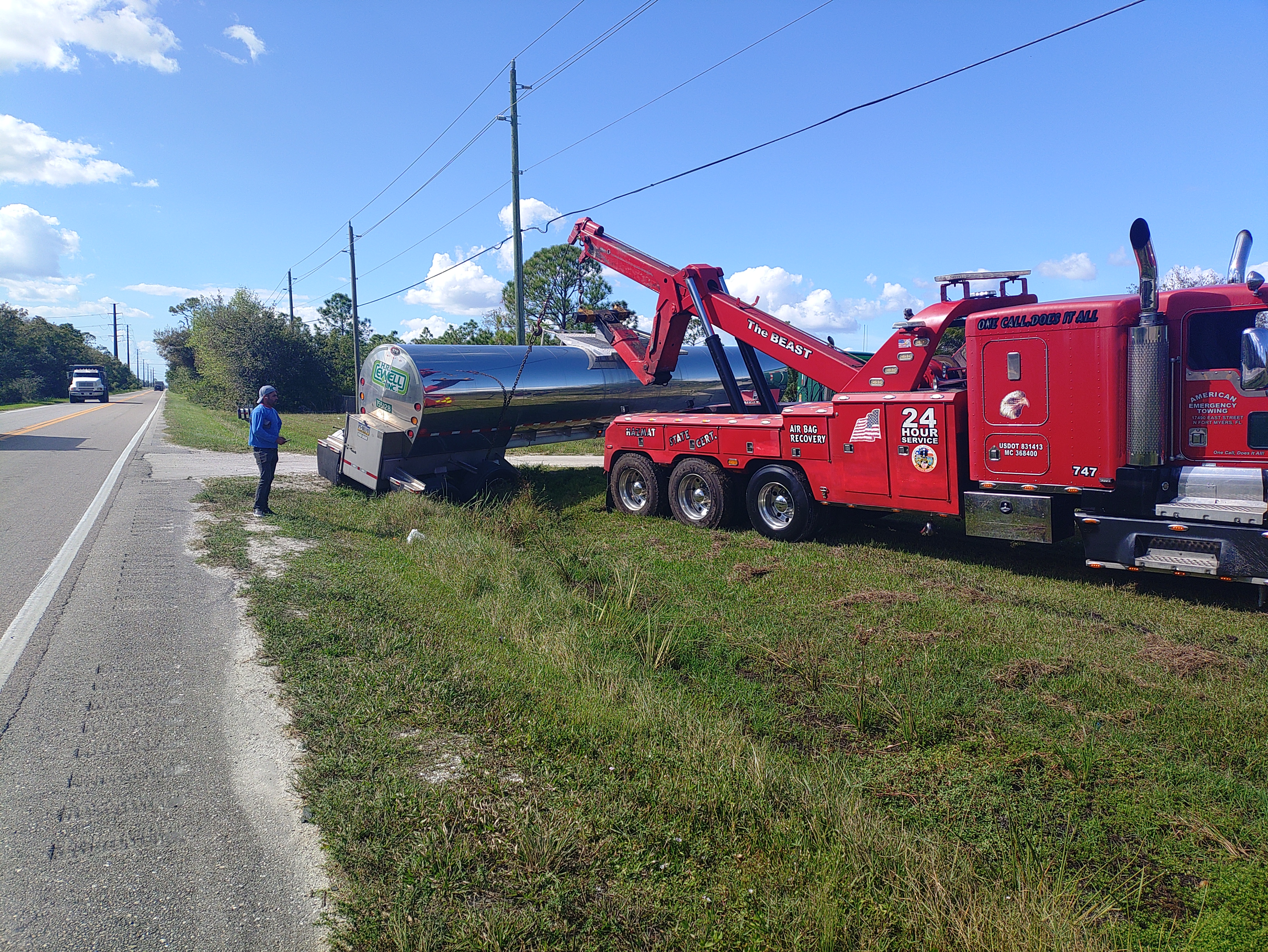 American Emergency Towing & Recovery photo 47