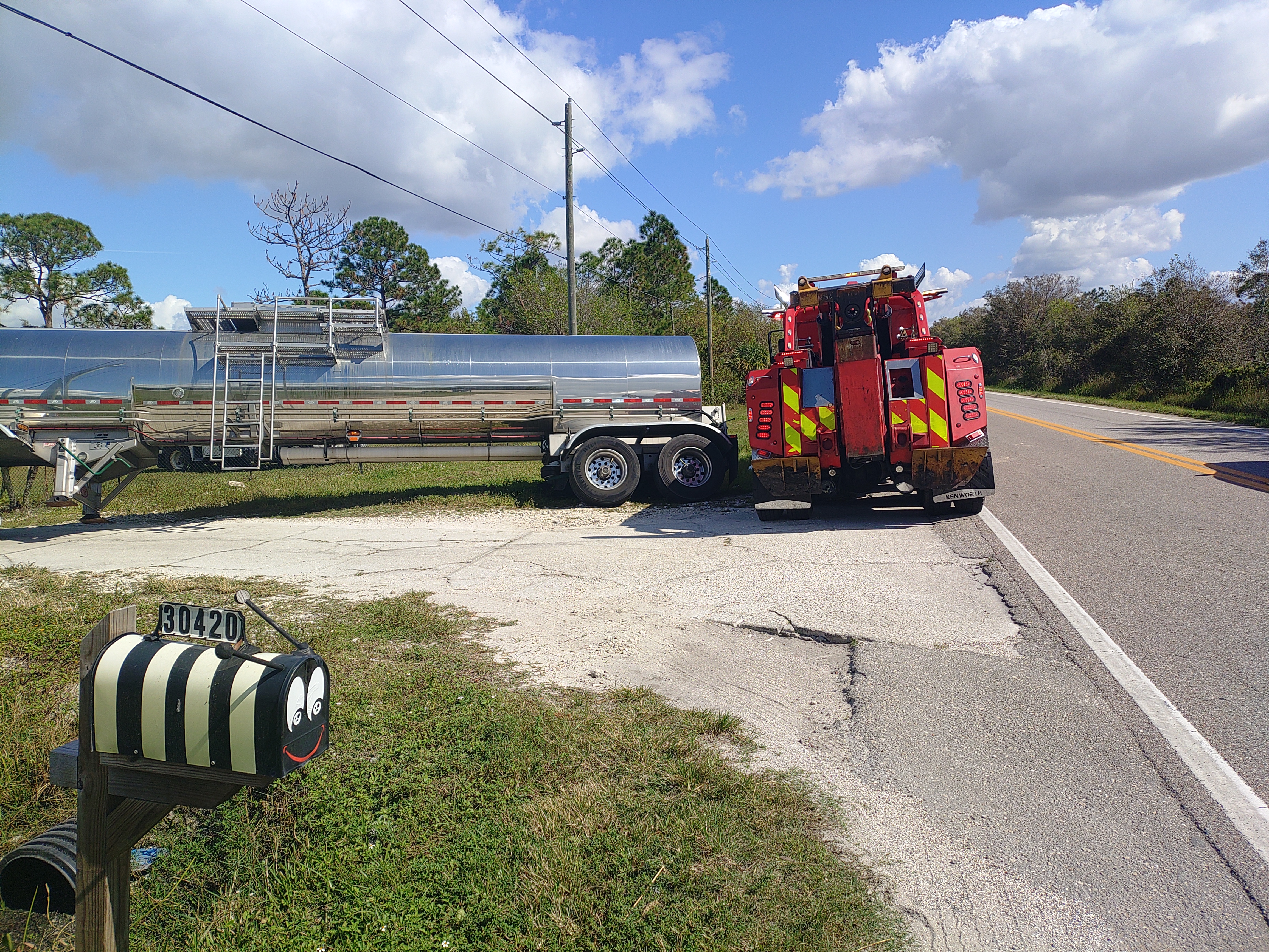 American Emergency Towing & Recovery photo 48
