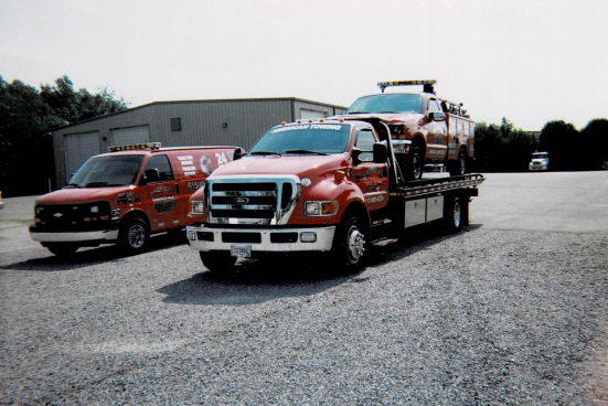 American Emergency Towing & Recovery photo 8